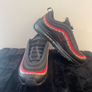 2019 Wmns Air Max 97 'Leopard Pack'
Nike / Sneakers / Air Max 97